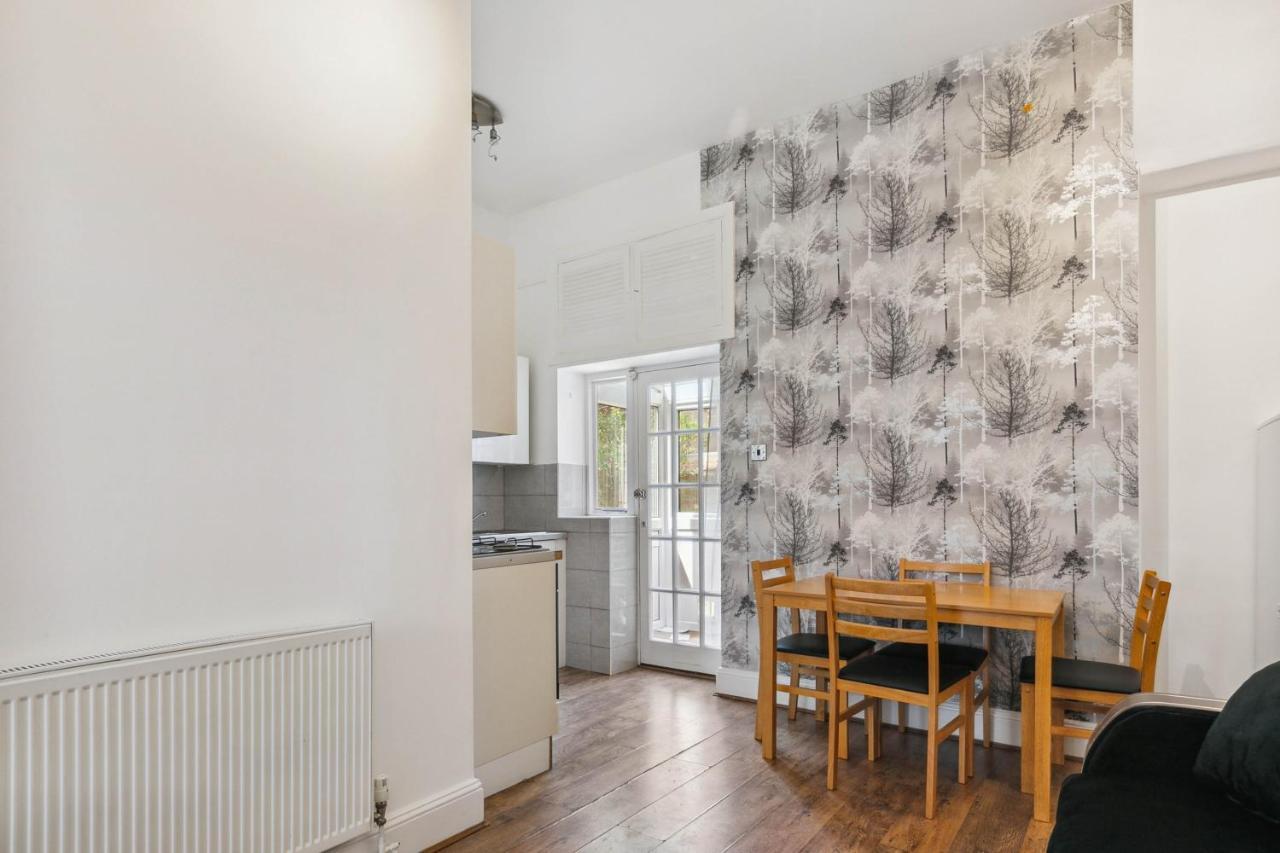 Cozy Wimbledon Apartment Londres Extérieur photo